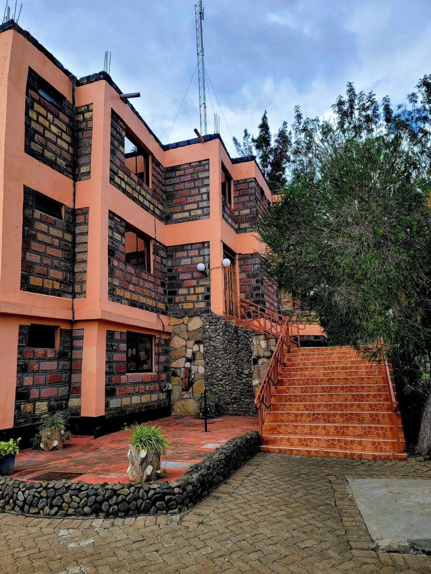 Apex Resort Nakuru Exterior foto